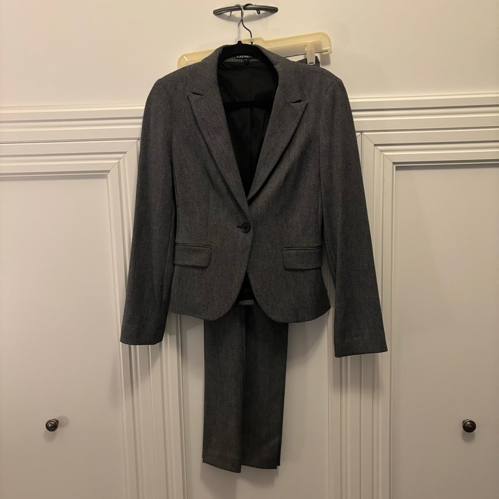 Express Suit